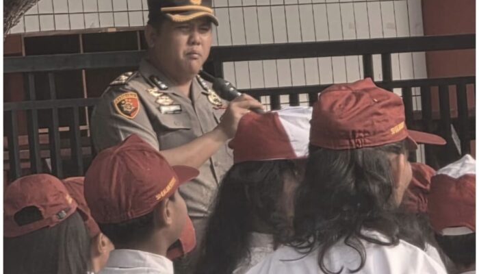Kompol Indra Edukasi Siswa SD Kalam Kudus Pekanbaru: Waspada Bahaya Kejahatan Digital Sejak Dini