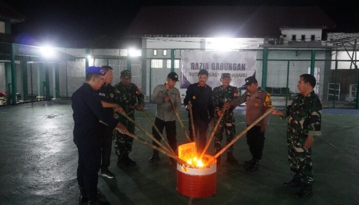 Rutan Pekanbaru Gelar Razia Gabungan Bersama APH, Perkuat Keamanan dan Komitmen Berantas Barang Terlarang